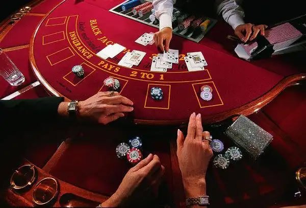 Filipino player joining a bingo room on bouncingball using a smartphone